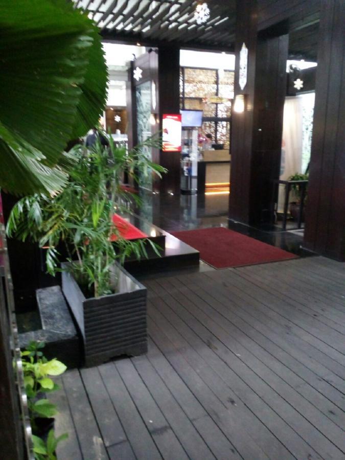 Malibu Grand Sudirman Apartment Balikpapan  Exterior photo